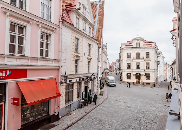 Town Hall Square Apartment With Sauna